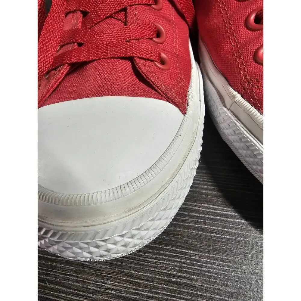 Converse All Star Chuck Taylor II Men's Size 10 Shoes Red White Low Top Sneakers